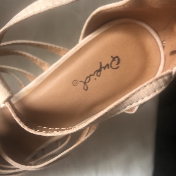 Qupid 3inch beige heel. Party shoe - Picture 2 of 4